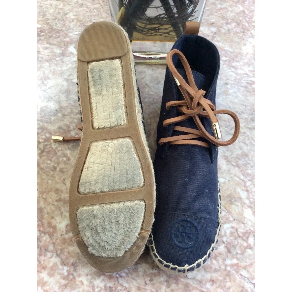 Tory Burch Navy Canvas Espadrille Lace Up Boho Ankle Bootie Flats Sz 7 EUC, $195